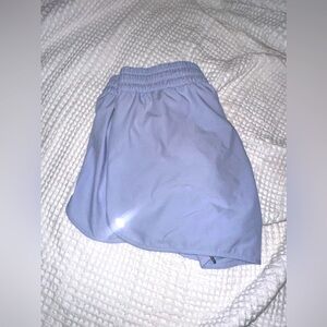 Vuori Shorts